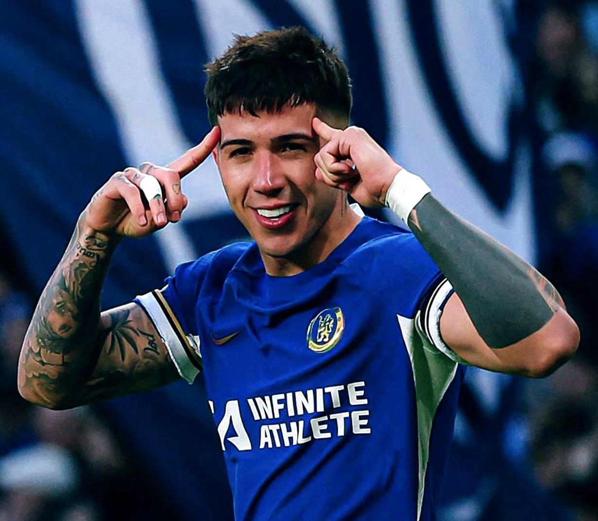 开云平台-关键时刻德国杯传出新动向，巴黎圣日耳曼绝杀压哨，管理层表态——更衣室稳定，轮换策略成焦点的简单介绍